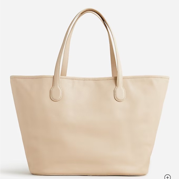J. Crew Handbags - NWT JCREW Berkeley tote in leather